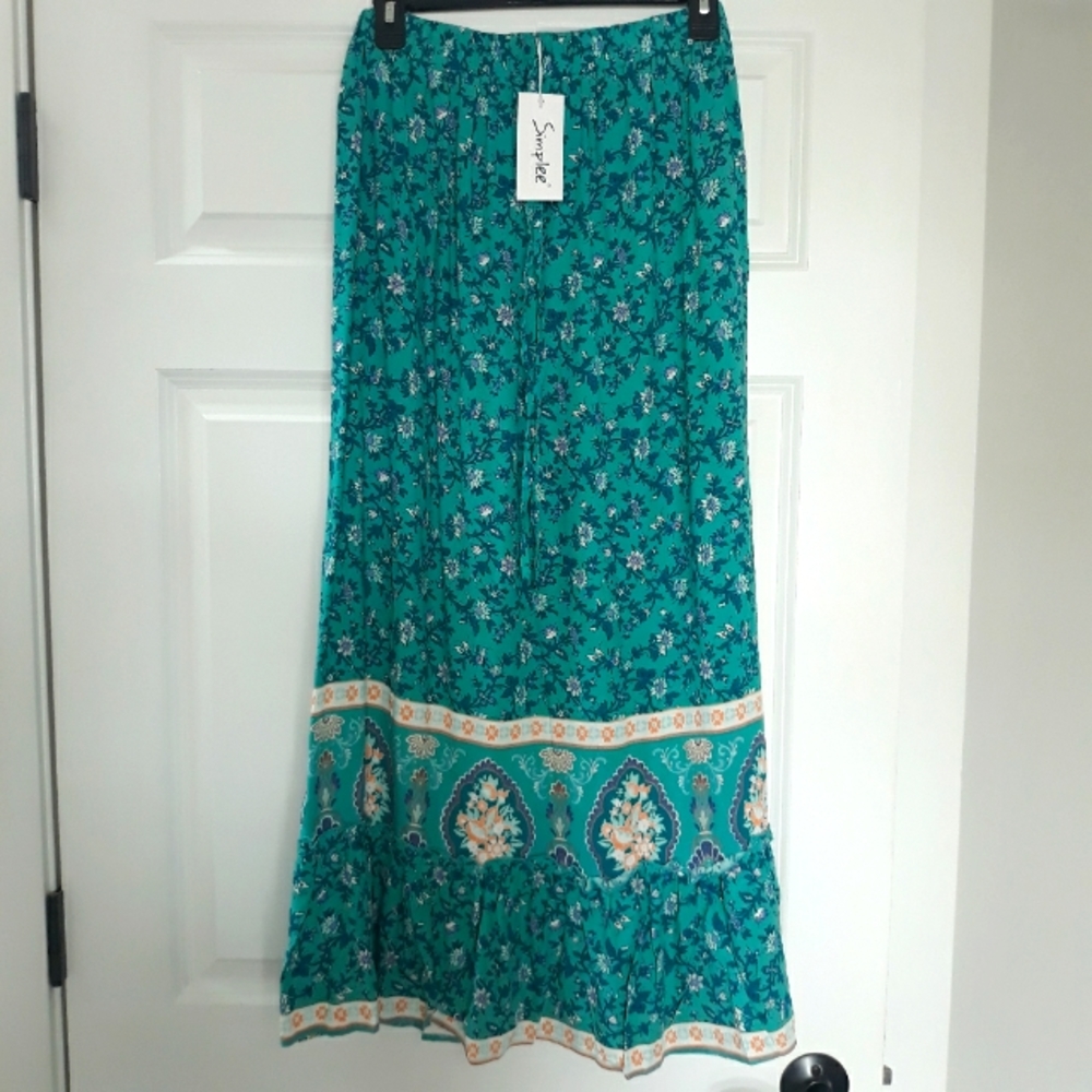 Maxi skirt size L